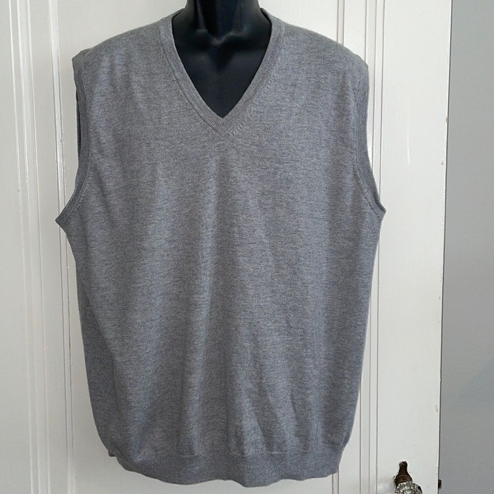 Brooks Brothers gray merino wool knit V neck sweater vest